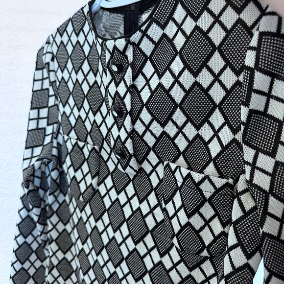 Goldworm Vintage 60s Mini Dress Black White Knit Polyester Size 10 Mod Retro - Picture 7 of 11
